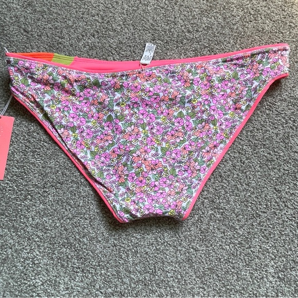 Maaji Fandango Reversible Bikini Bottom 3XL Bright Pink Floral Swimsuit NEW $60 - Picture 2 of 7